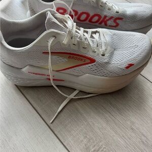 Brooks White and Red Athletic Shoes